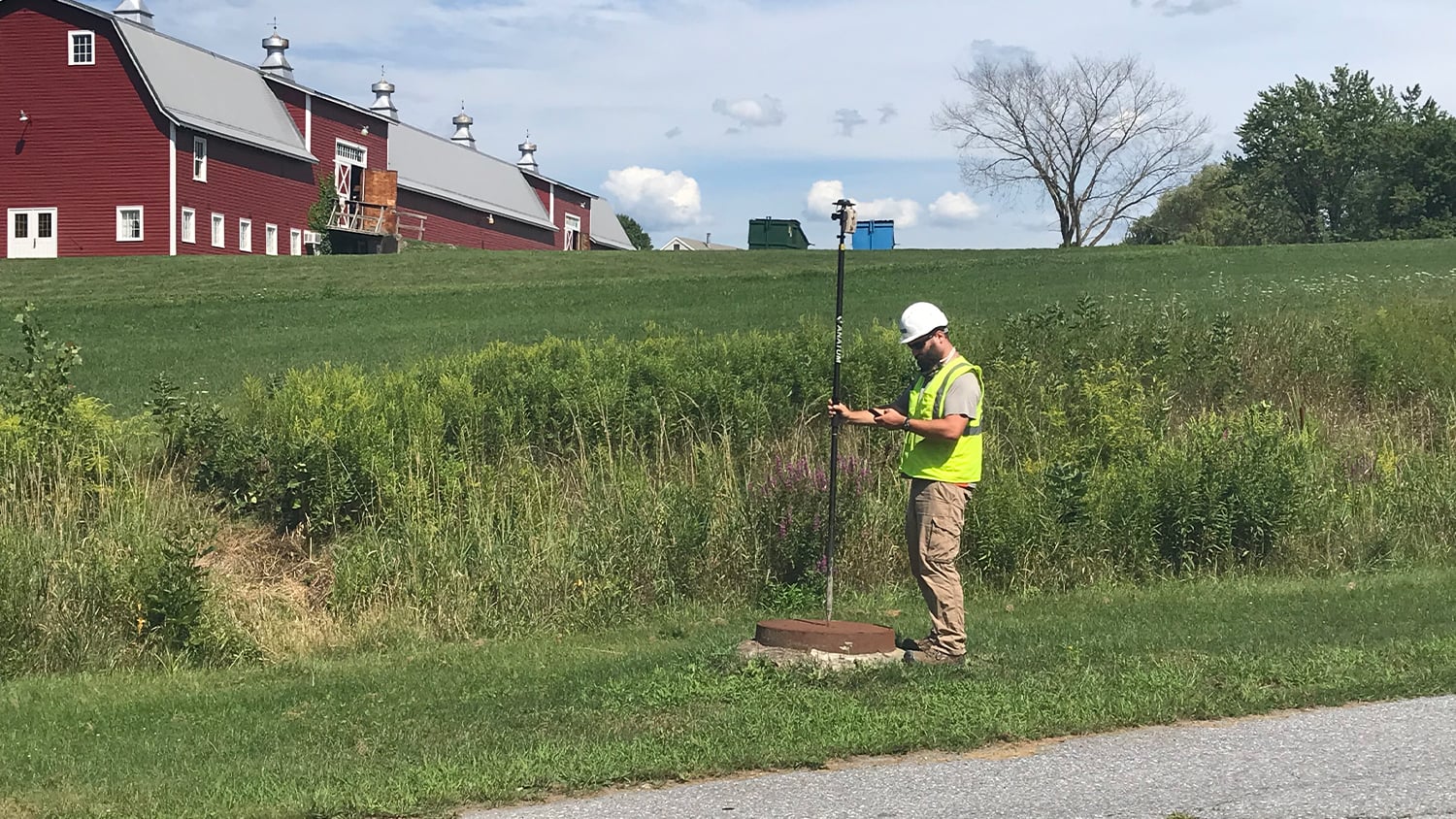 Vermont Gas Systems crew capturing as-built data with Arrow Gold GNSS and an iPad
